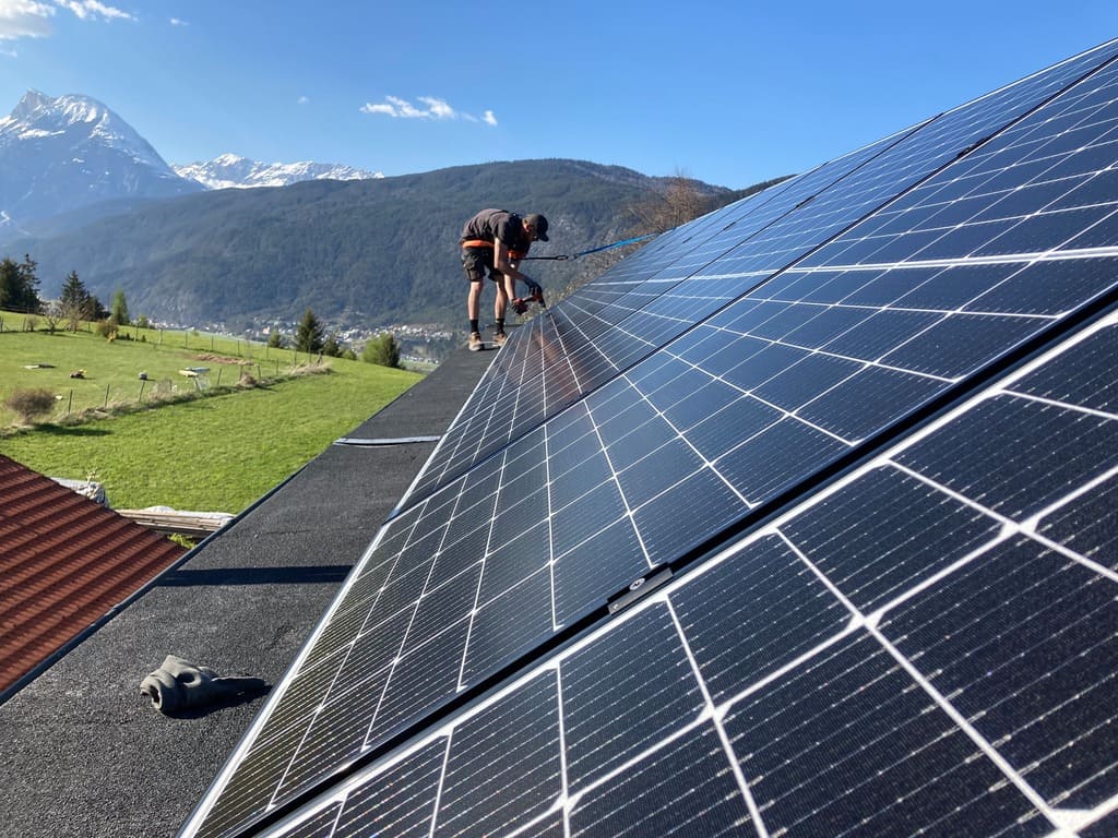 PV Anlage Energie Autonom Techniker