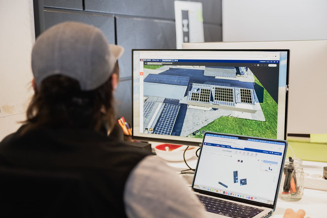 Mitarbeiter-service-e-autonom-wartung