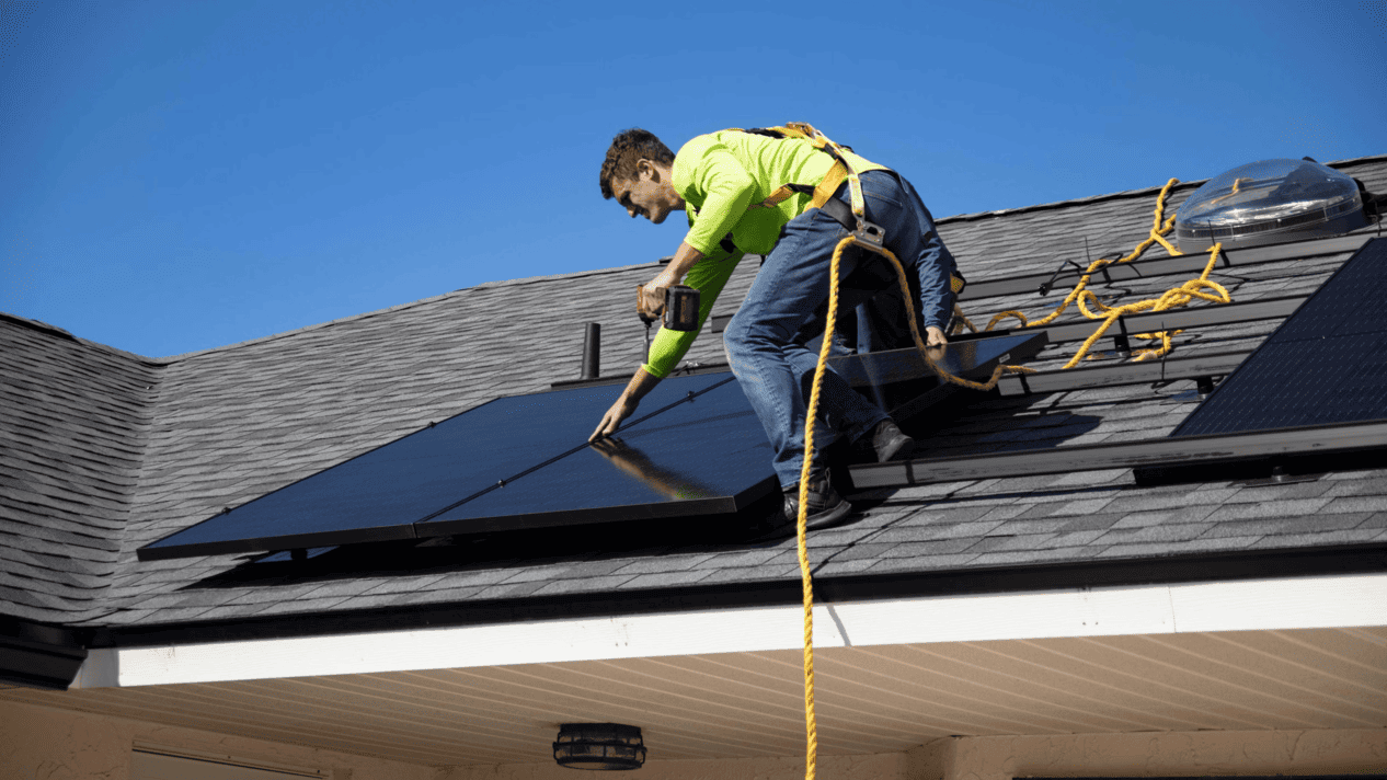 Frühlings-Check PV-Anlage: 7-Punkte-Checkliste für 2026